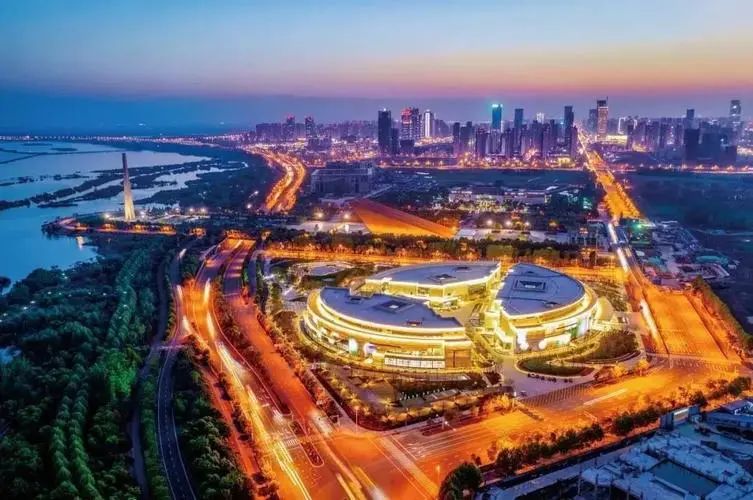 安徽之声，播音稿精选集